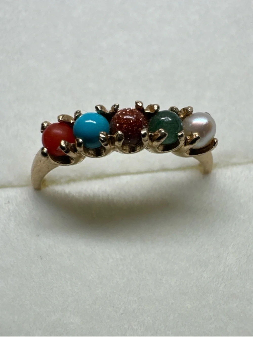 VTG BEAUTIFUL 10K YELLOW GOLD MULTI STONE TURQUOISE PEARL JADE RING SIZE 5.75